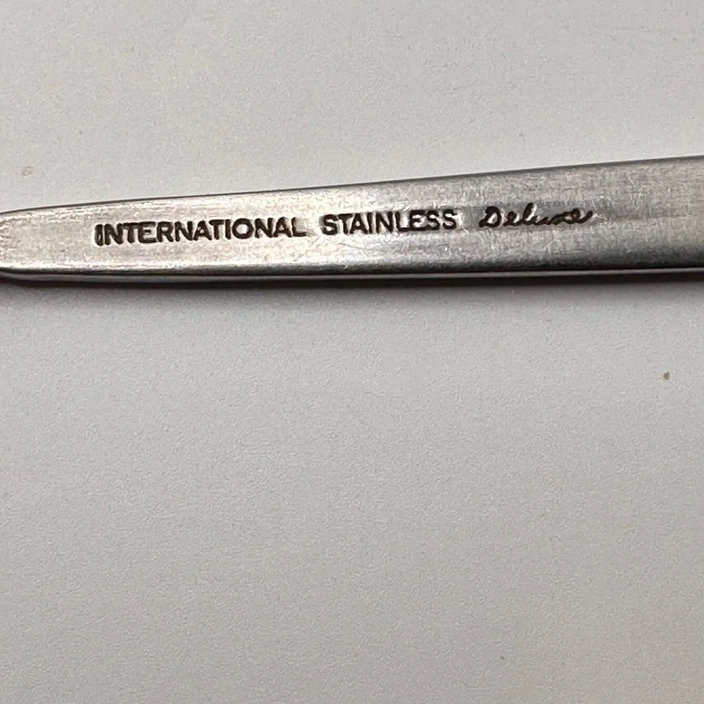 International Stainless Deluxe Norse Teaspoons Set of 5 Mid Century MCM Flatware
